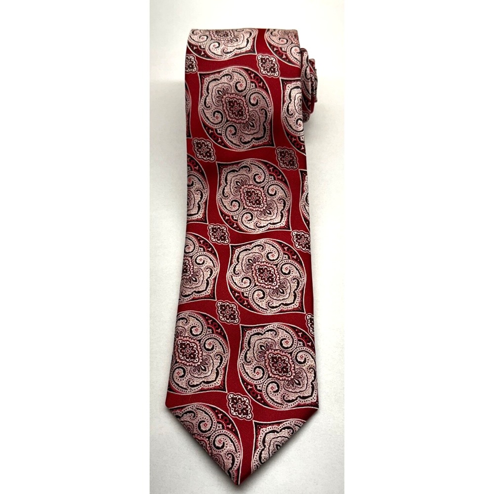 Robert Lewis Red Paisley Printed Design 100% Micro Fiber 3.50" W x 58" L Necktie